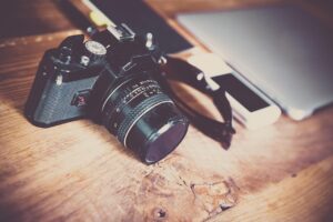 一眼レフカメラで子供の素敵な瞬間をシャッターで捉える方法は？