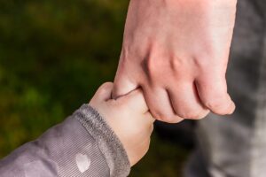 スマホで子供の成長を連写するベストな方法は？
