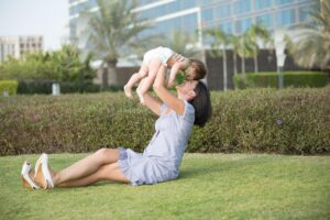 子どもと家族と一緒に写真を撮る方法は？